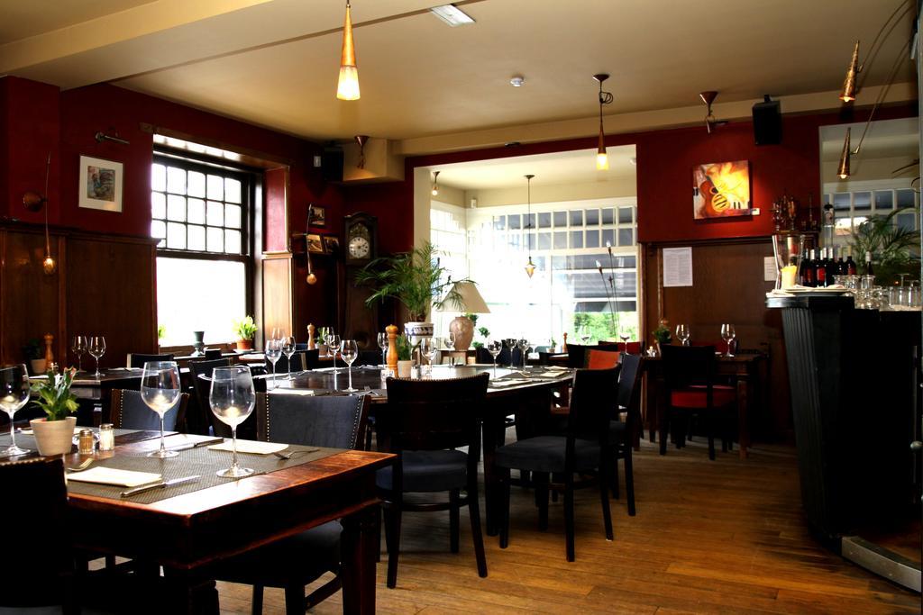 Hotel Restaurant Brasserie Kanne & Kruike Экстерьер фото